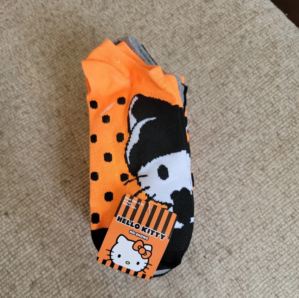 Hello Kitty 10 Pair Halloween Socks NWT